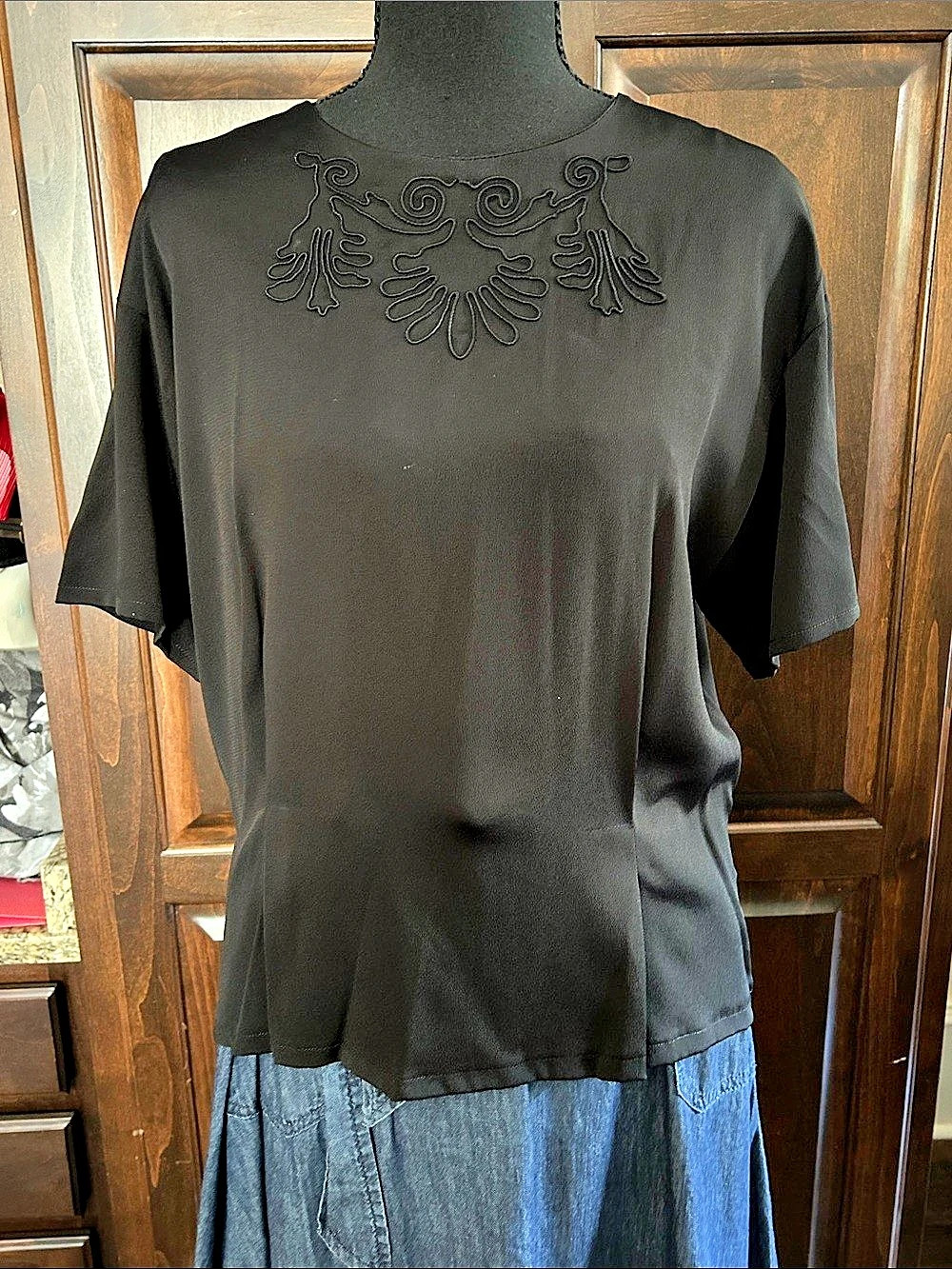 Jennifer Moore Black Embroidered 2Pc Jacket & Blouse Size 10